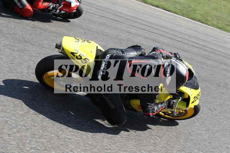 /44 09.08.2025 Plüss Moto Sport ADR/Freies Fahren/255